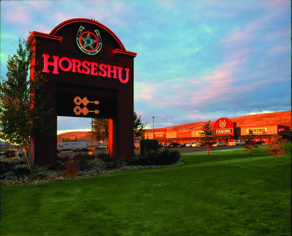 Horseshu Hotel & Casino Jackpot Extérieur photo